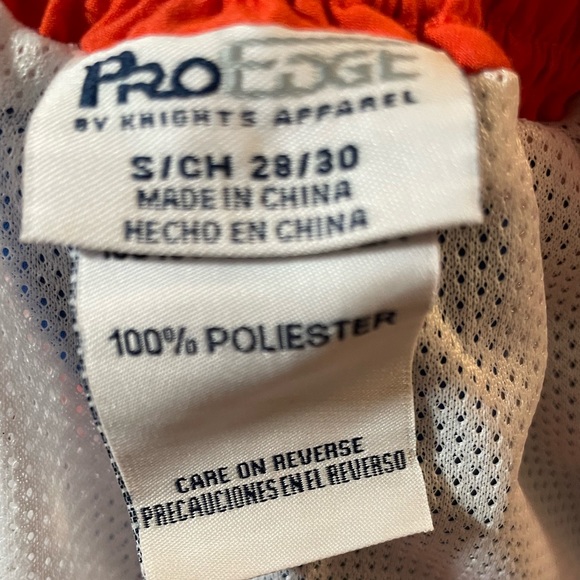 Pro Edge NWT Men’s Retro Florida Gators (University of Florida) Swim Trunks. - Picture 9 of 10